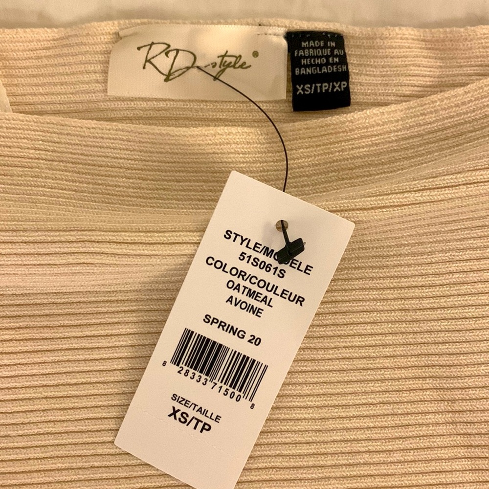 Design Lab Ribbed Sweater - Picture 2 of 2